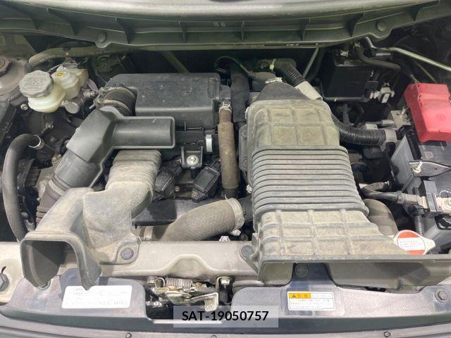 Suzuki SPACIA 2018-03 8850696-17