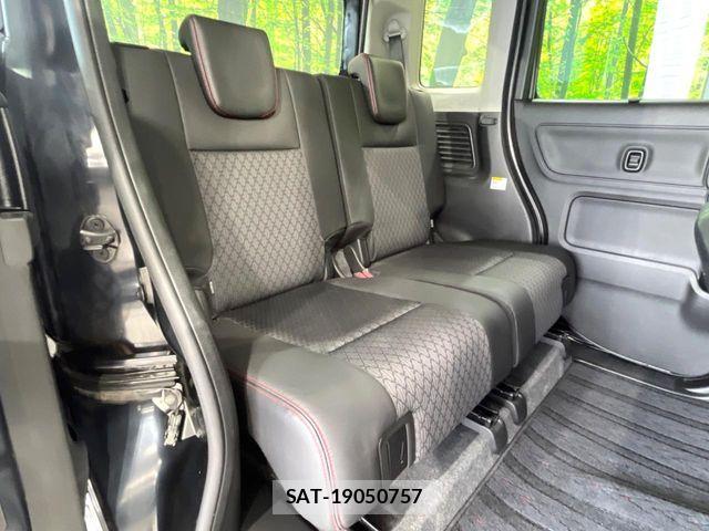 Suzuki SPACIA 2018-03 8850696-8