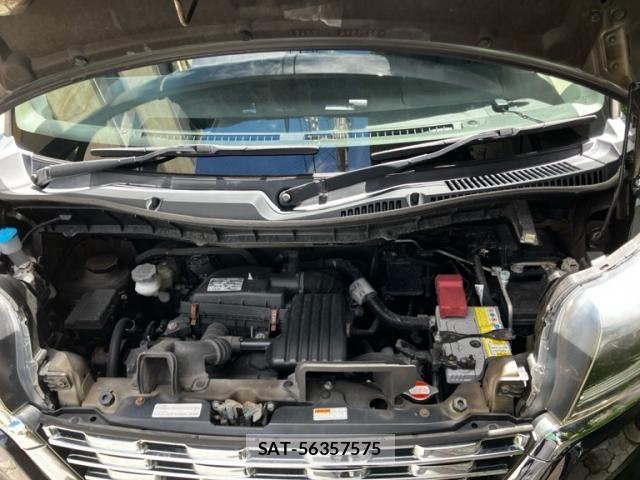 Suzuki SPACIA 2018-01 8849994-13