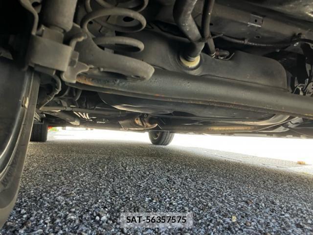 Suzuki SPACIA 2018-01 8849994-17