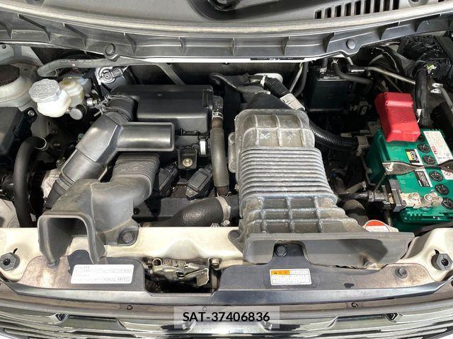 Suzuki SPACIA 2019-09 8872109-17