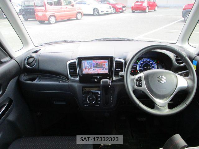 Suzuki SPACIA 2015-06 8882276-1
