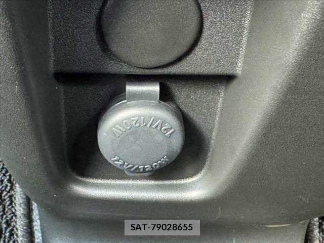 Suzuki SPACIA 2025-01 8882263-26