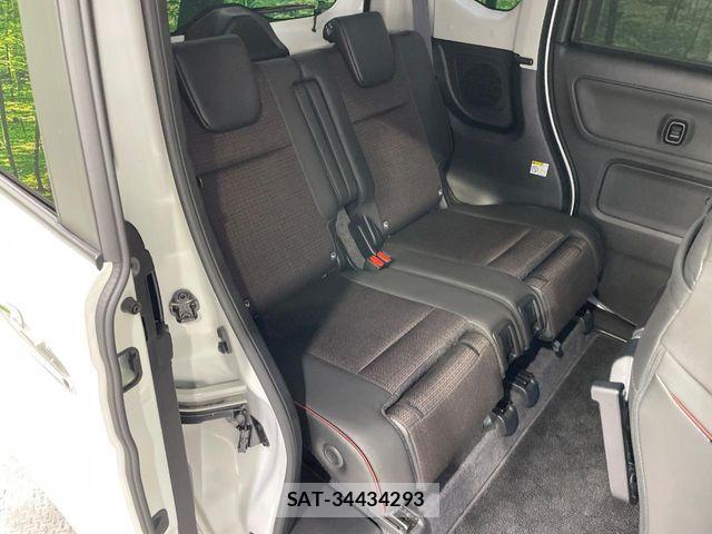Suzuki SPACIA 2024-02 8882261-9