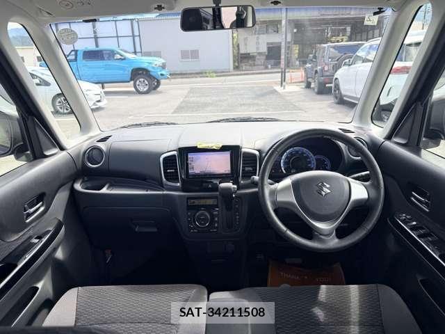 Suzuki SPACIA 2015-09 8882273-14