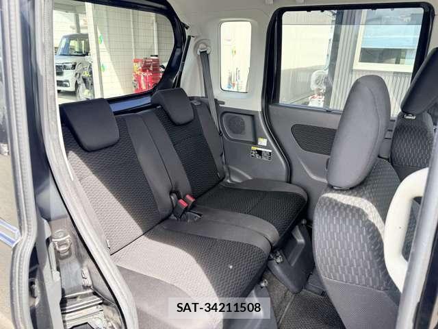 Suzuki SPACIA 2015-09 8882273-26