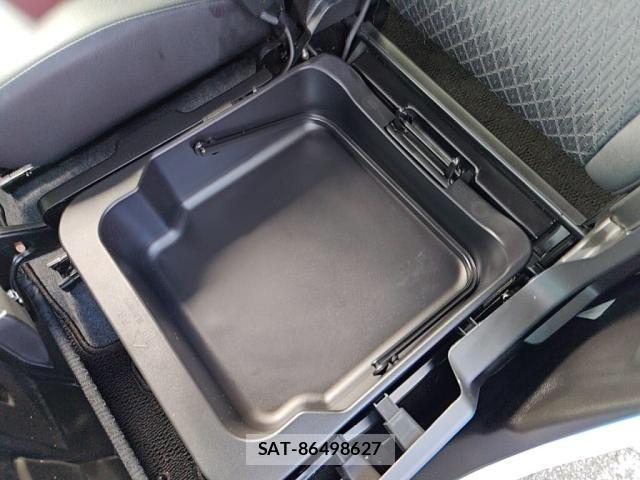 Suzuki SPACIA 2019-10 8884372-22