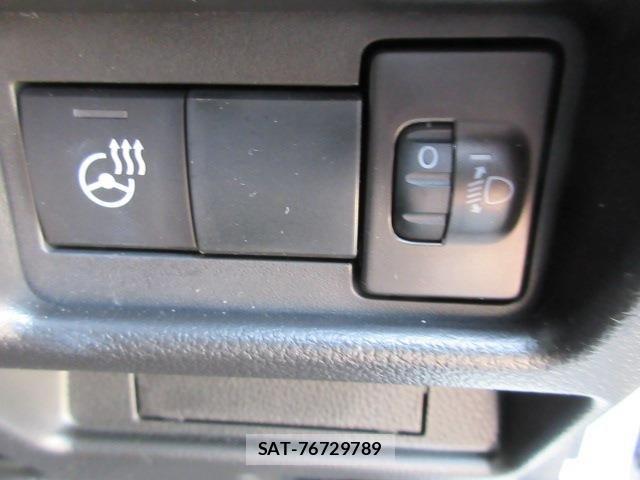 Suzuki SPACIA 2025-09 5879304-11