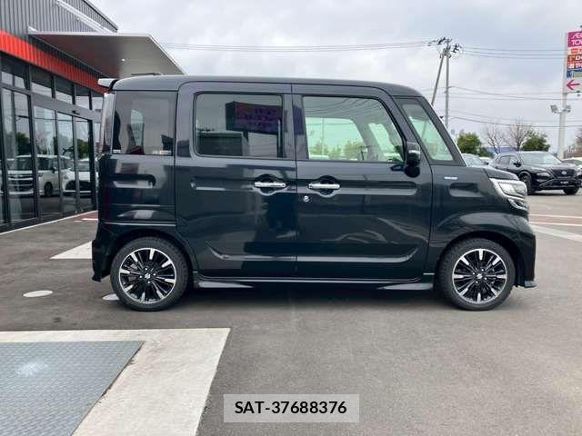 Suzuki SPACIA 2017-12 6247564-18