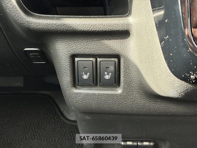 Suzuki SPACIA 2021-05 7060824-25