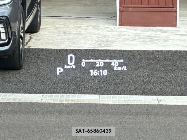 Suzuki SPACIA 2021-05 7060824-26