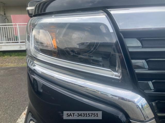 Suzuki SPACIA 2019-06 7225438-11