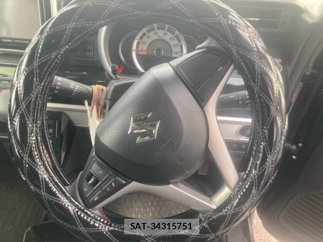 Suzuki SPACIA 2019-06 7225438-17
