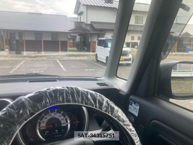 Suzuki SPACIA 2019-06 7225438-28