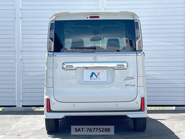 Suzuki SPACIA 2018-03 7225433-17