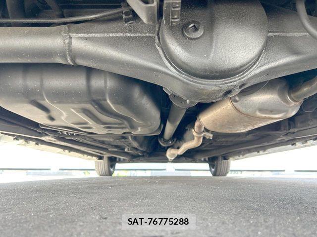 Suzuki SPACIA 2018-03 7225433-19