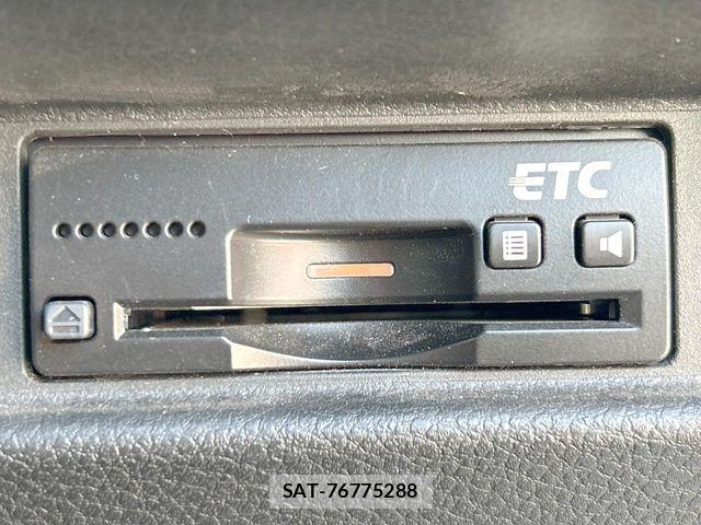 Suzuki SPACIA 2018-03 7225433-6