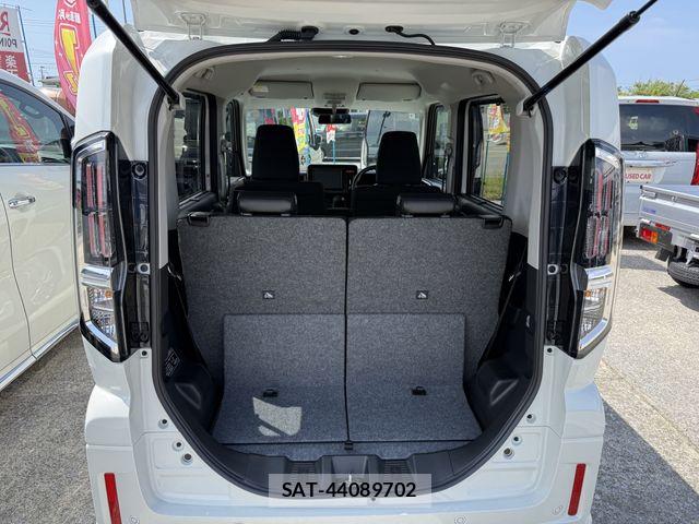 Suzuki SPACIA 2025-09 7225444-25
