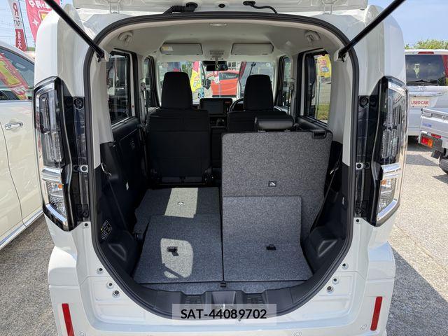 Suzuki SPACIA 2025-09 7225444-26