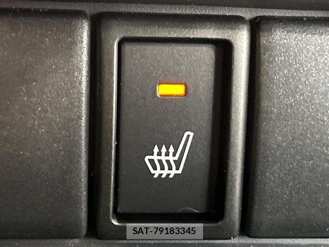 Suzuki SPACIA 2013-11 7330244-2