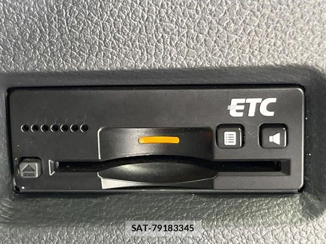 Suzuki SPACIA 2013-11 7330244-4