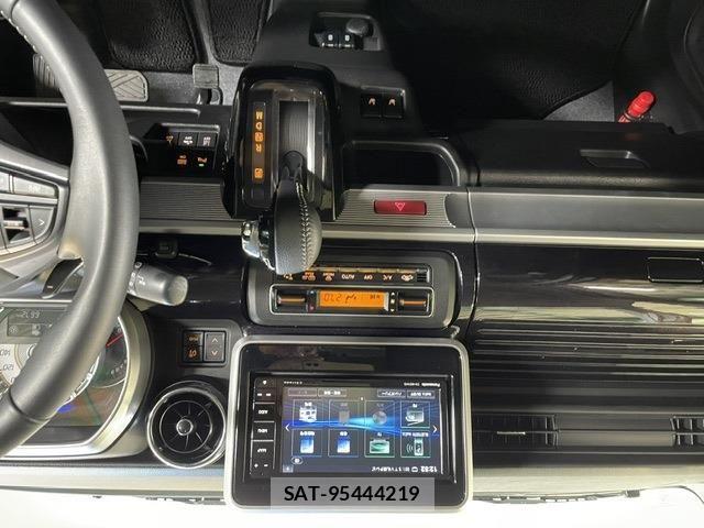 Suzuki SPACIA 2023-12 7359925-28