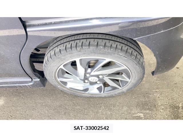 Suzuki SPACIA 2013-06 7458044-11
