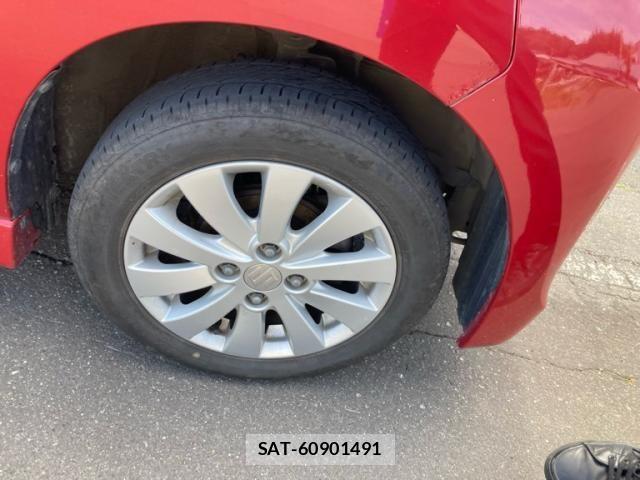 Suzuki SPACIA 2013-07 7903435-3