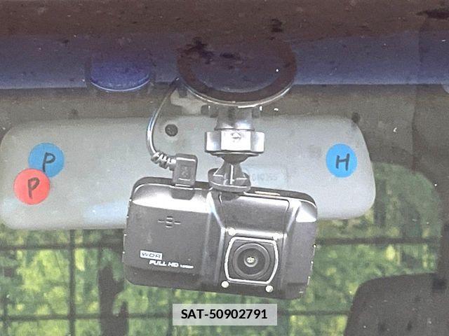Suzuki SPACIA 2013-08 7963858-5