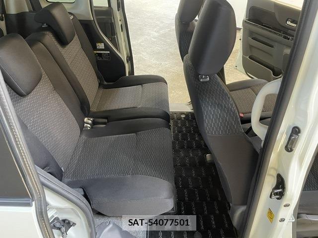 Suzuki SPACIA 2013-09 7981085-11