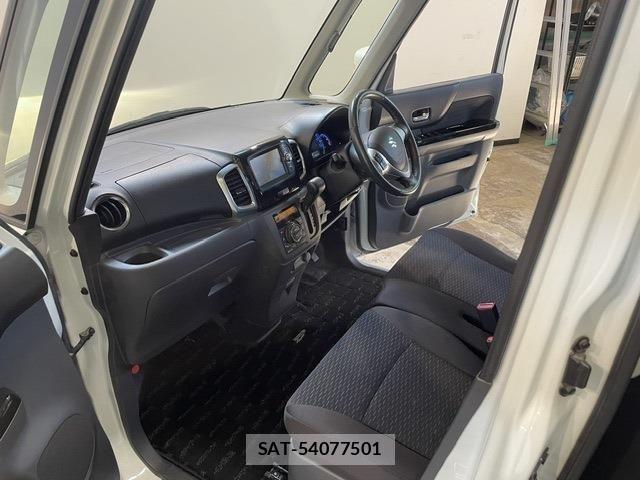 Suzuki SPACIA 2013-09 7981085-14