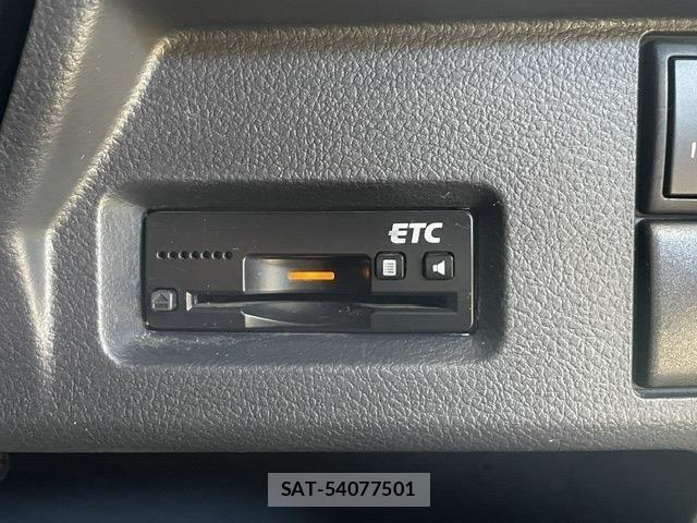 Suzuki SPACIA 2013-09 7981085-22