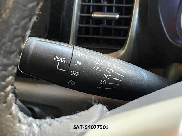 Suzuki SPACIA 2013-09 7981085-26