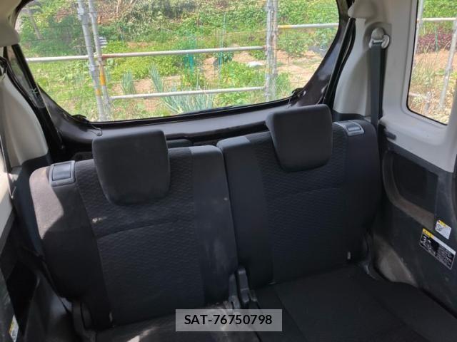 Suzuki SPACIA 2013-10 8038412-16