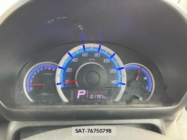 Suzuki SPACIA 2013-10 8038412-21