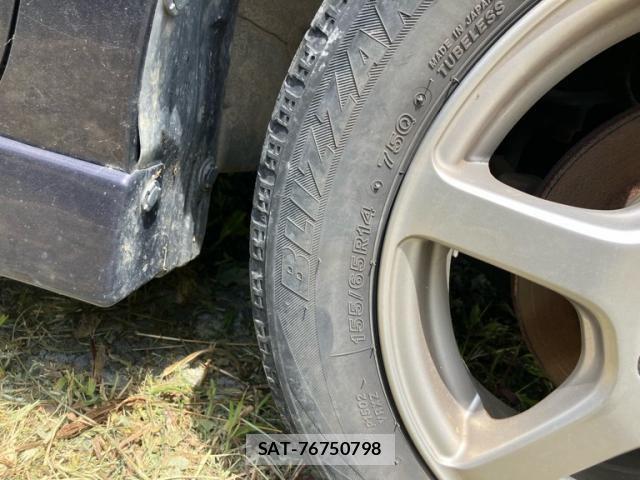 Suzuki SPACIA 2013-10 8038412-5