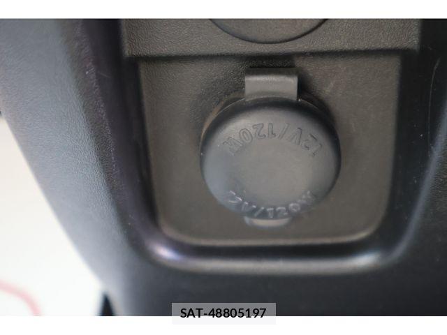 Suzuki SPACIA 2019-03 8075676-27