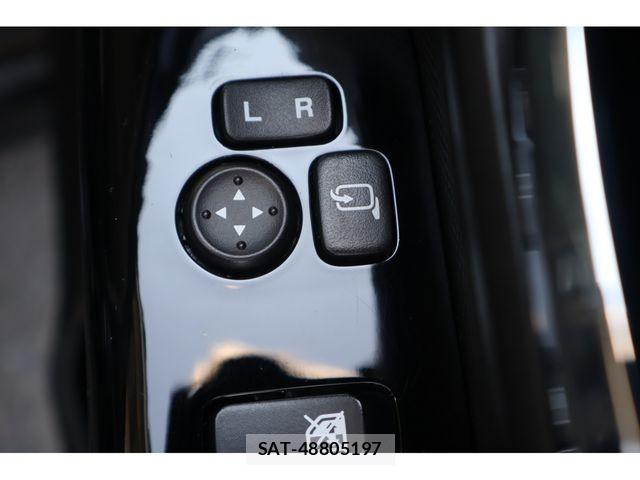 Suzuki SPACIA 2019-03 8075676-4