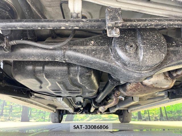 Suzuki SPACIA 2016-09 8132490-18