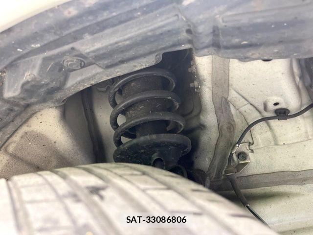 Suzuki SPACIA 2016-09 8132490-19