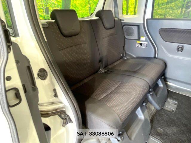 Suzuki SPACIA 2016-09 8132490-8