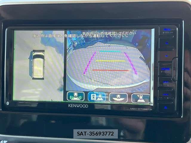Suzuki SPACIA 2022-06 8132487-1