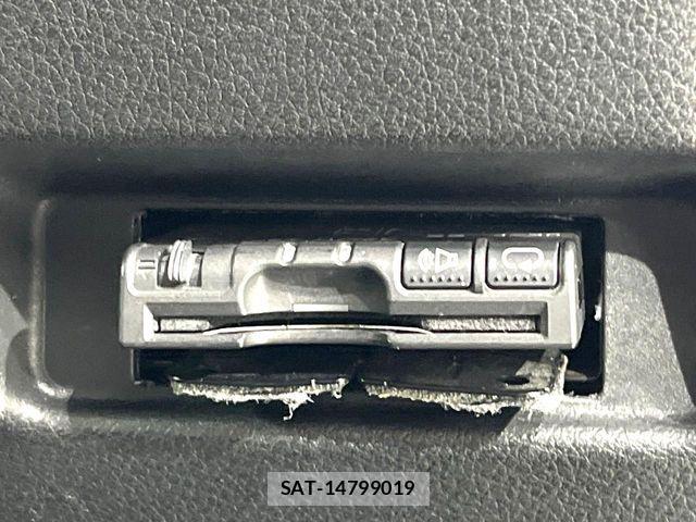 Suzuki SPACIA 2022-07 8210357-7