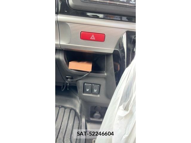 Suzuki SPACIA 2019-12 8231842-15