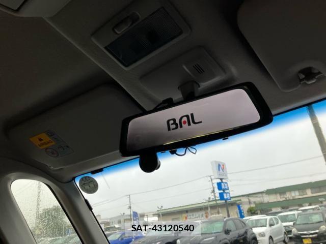 Suzuki SPACIA 2015-08 8231843-17