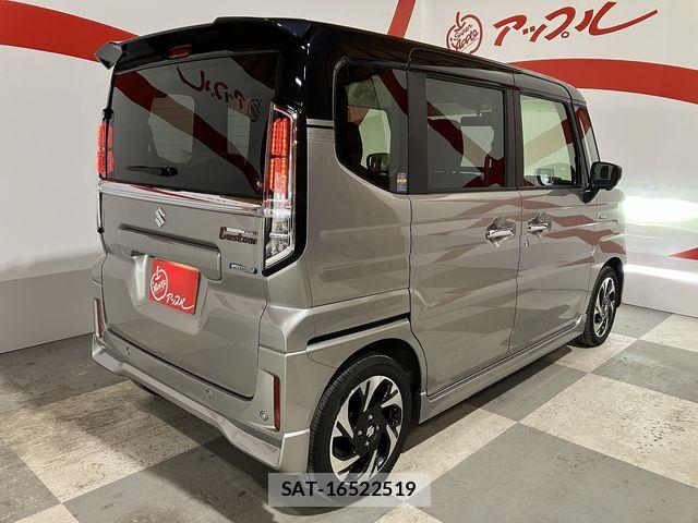 Suzuki SPACIA 2025-08 8246757-28