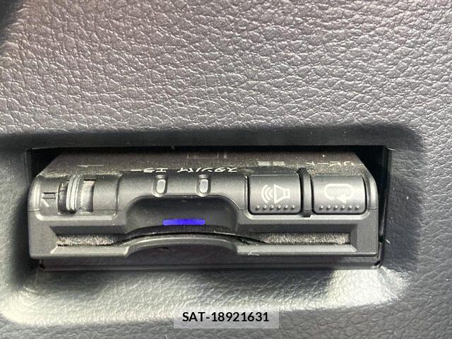 Suzuki SPACIA 2014-08 8246762-10