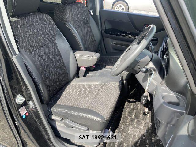 Suzuki SPACIA 2014-08 8246762-14