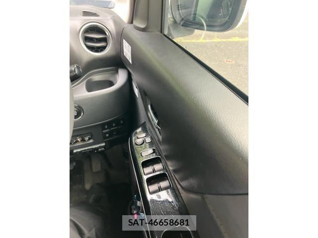 Suzuki SPACIA 2014-07 8368931-17
