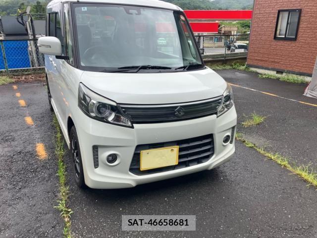 Suzuki SPACIA 2014-07 8368931-1